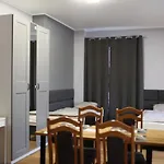 Aparthotel A&b Klaudyny 3*